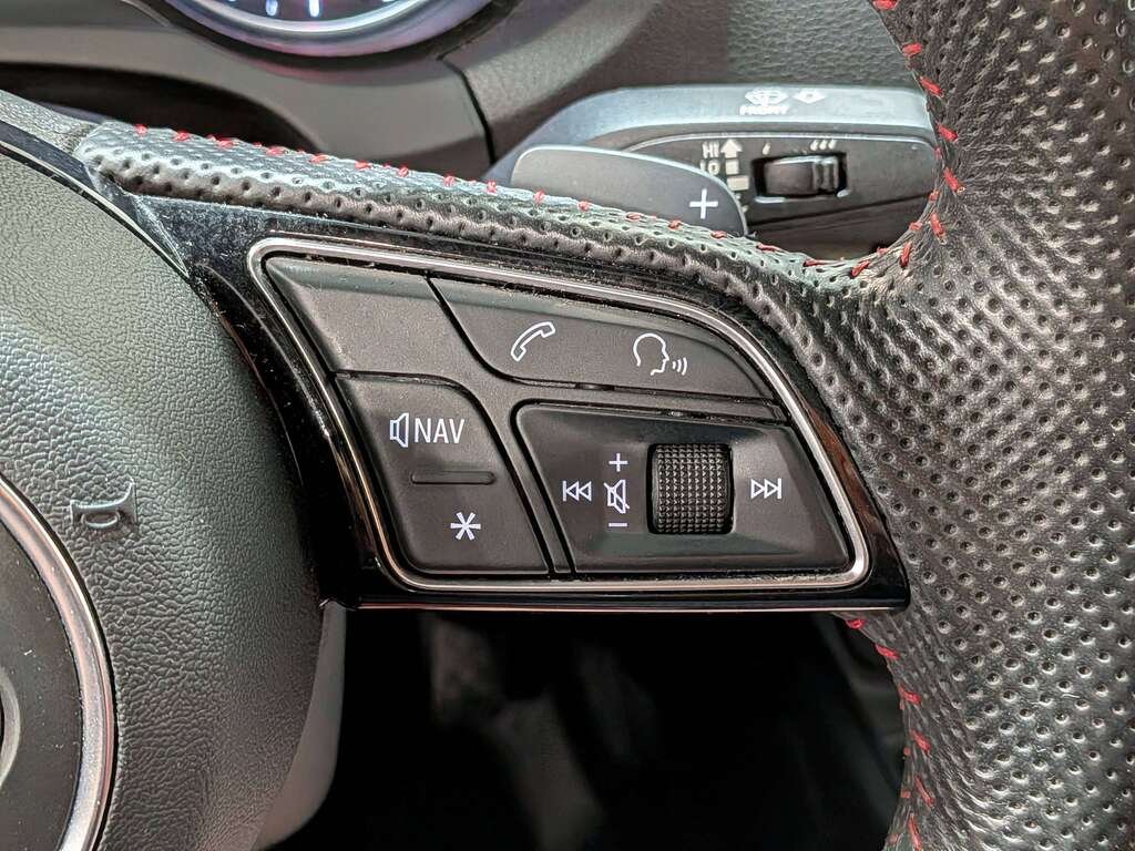 2020 Audi A3 Sedan Progressiv 45 TFSI quattro Black Val-David - photo #15