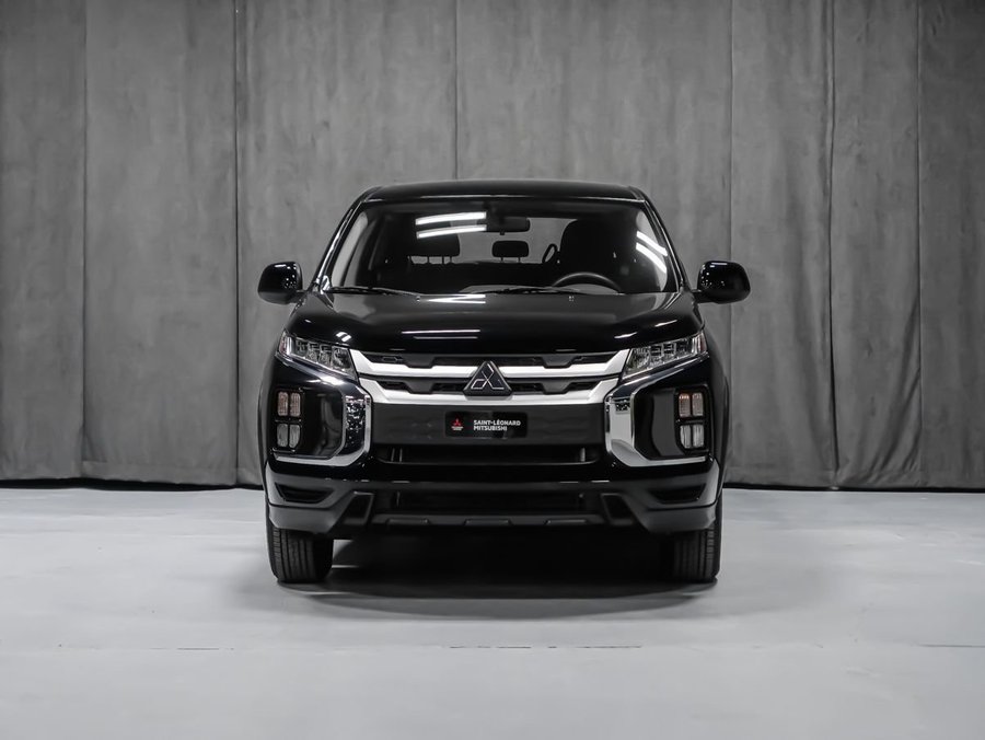2027 Mitsubishi RVR ES Labrador Black