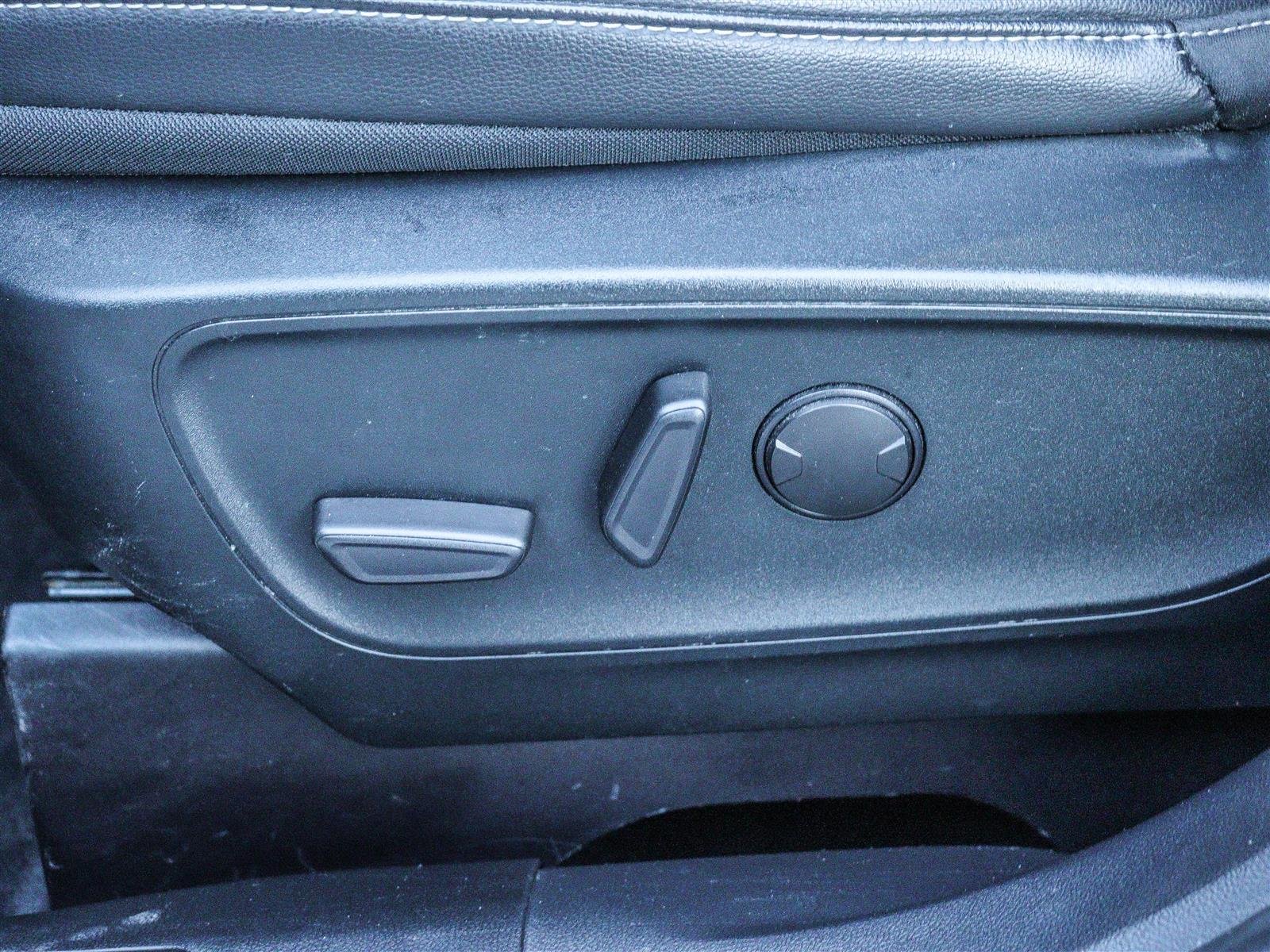 Ford Escape SEL 2020 White Ottawa & Gatineau - photo #5