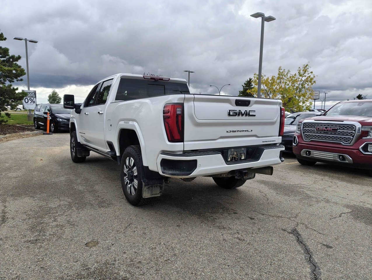 2024 GMC Sierra 3500HD 4WD Crew Cab 159 Denali White Sherwood Park - photo #4
