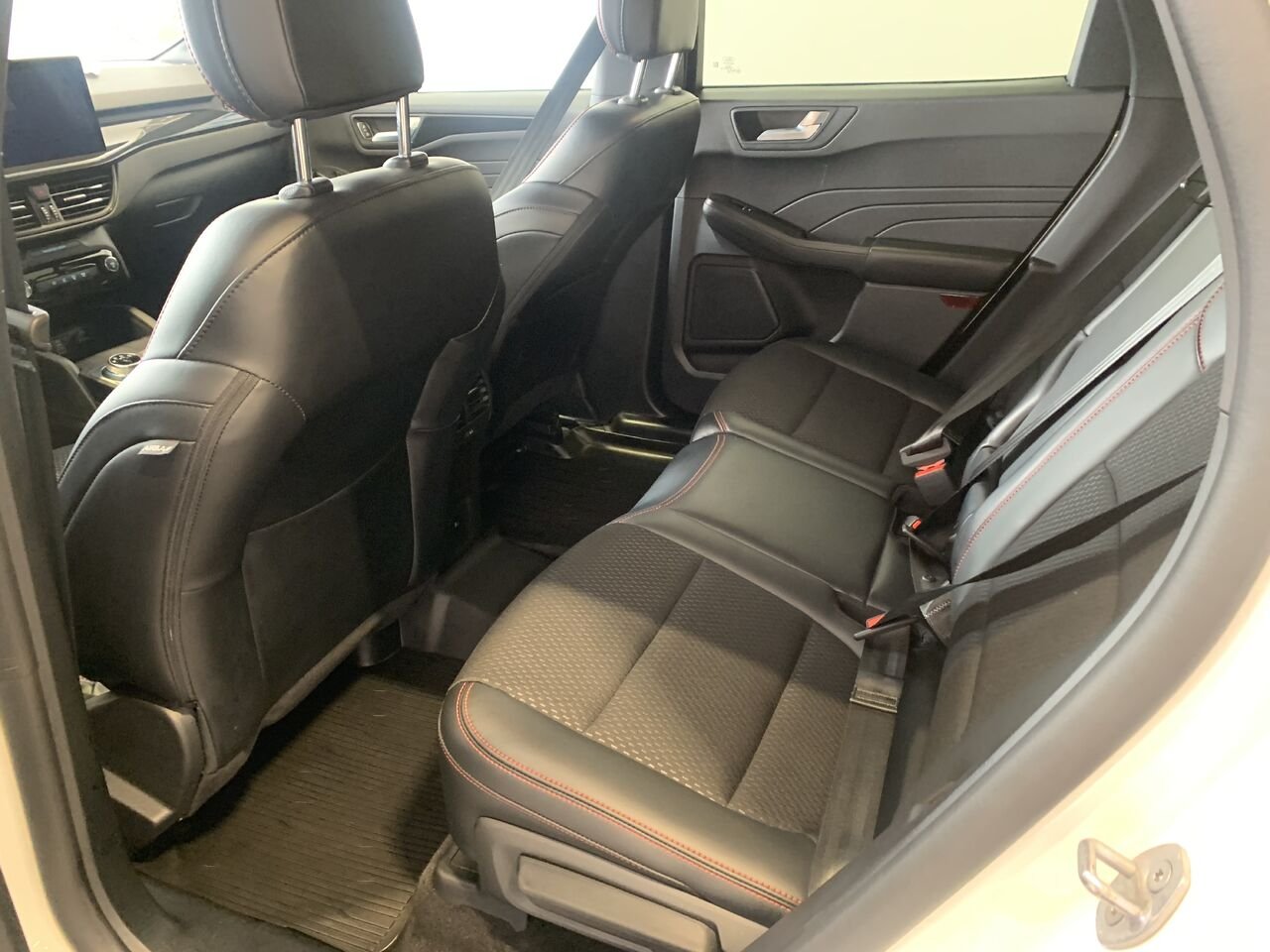 2025 Ford Escape ST-LINE HYBRIDE AWD White Châteauguay - photo #20