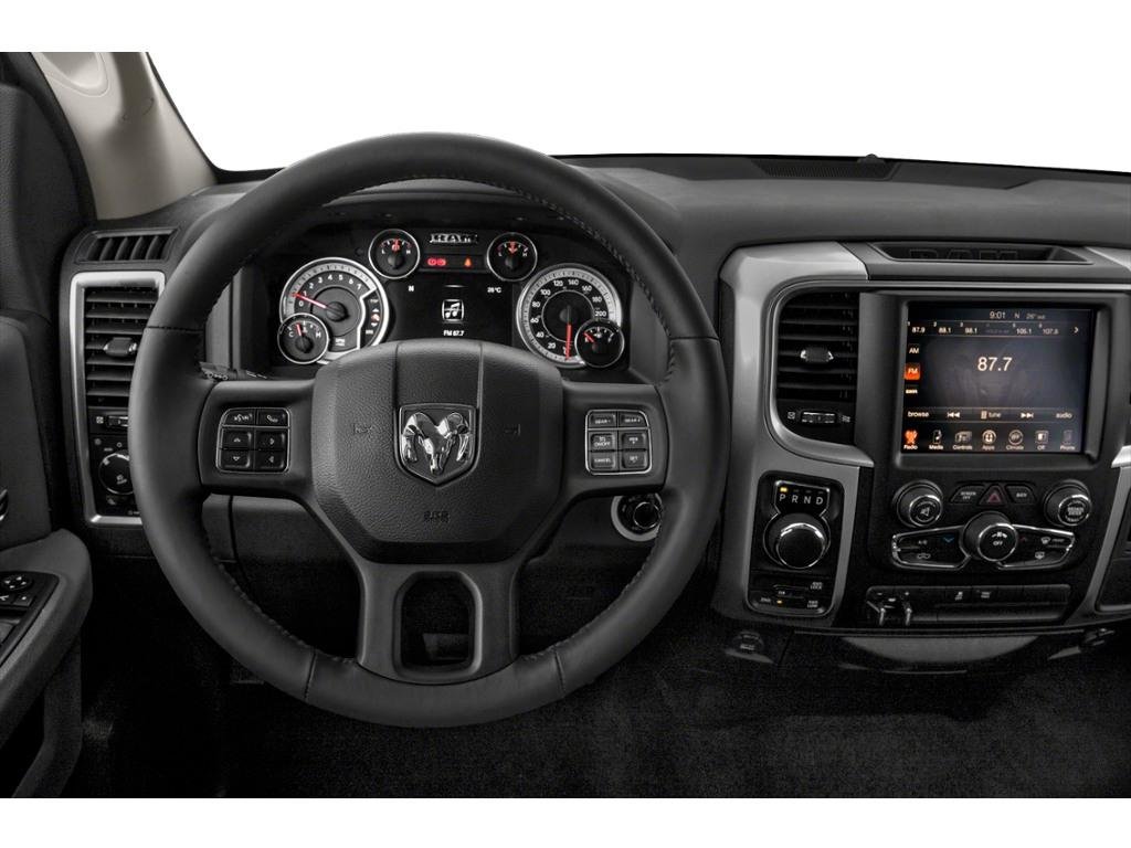 RAM 1500 Classic SLT 2022 Grey Ottawa & Gatineau - photo #1