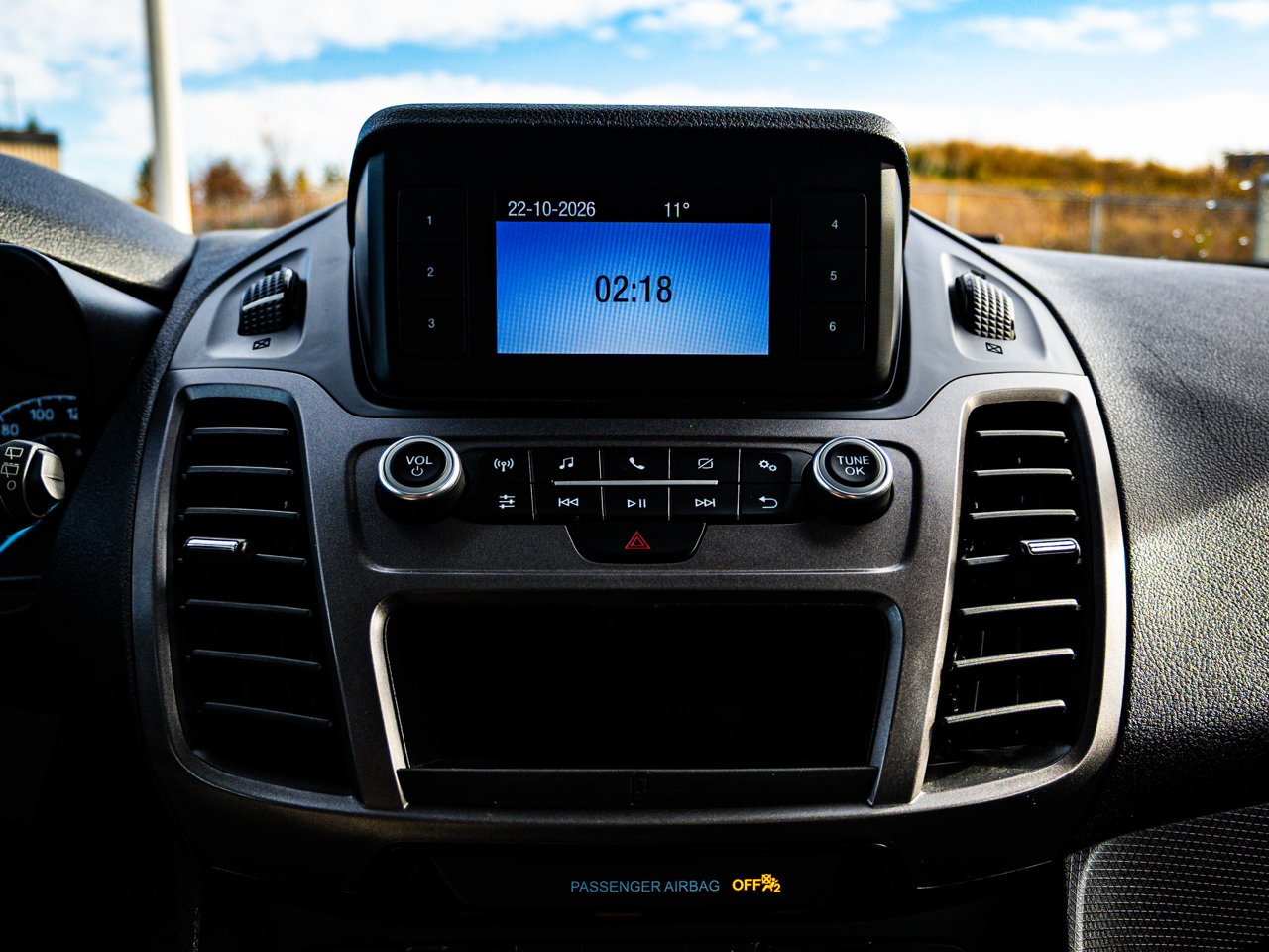 2020 Ford Transit Connect Wagon XL w/Dual Sliding Doors White Sherwood Park - photo #24
