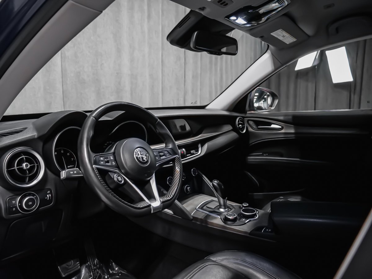Alfa Romeo Stelvio Ti BARRE DE TOIT DÉMARREUR A DISTANCE 2018 Bleu Montréal - photo #8