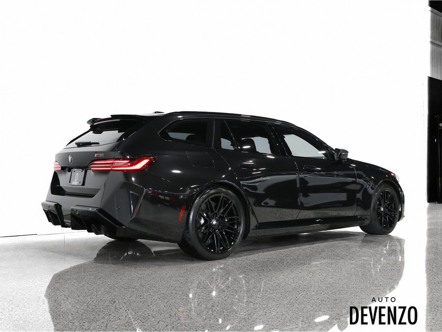 BMW M5 Touring 2027 Noir