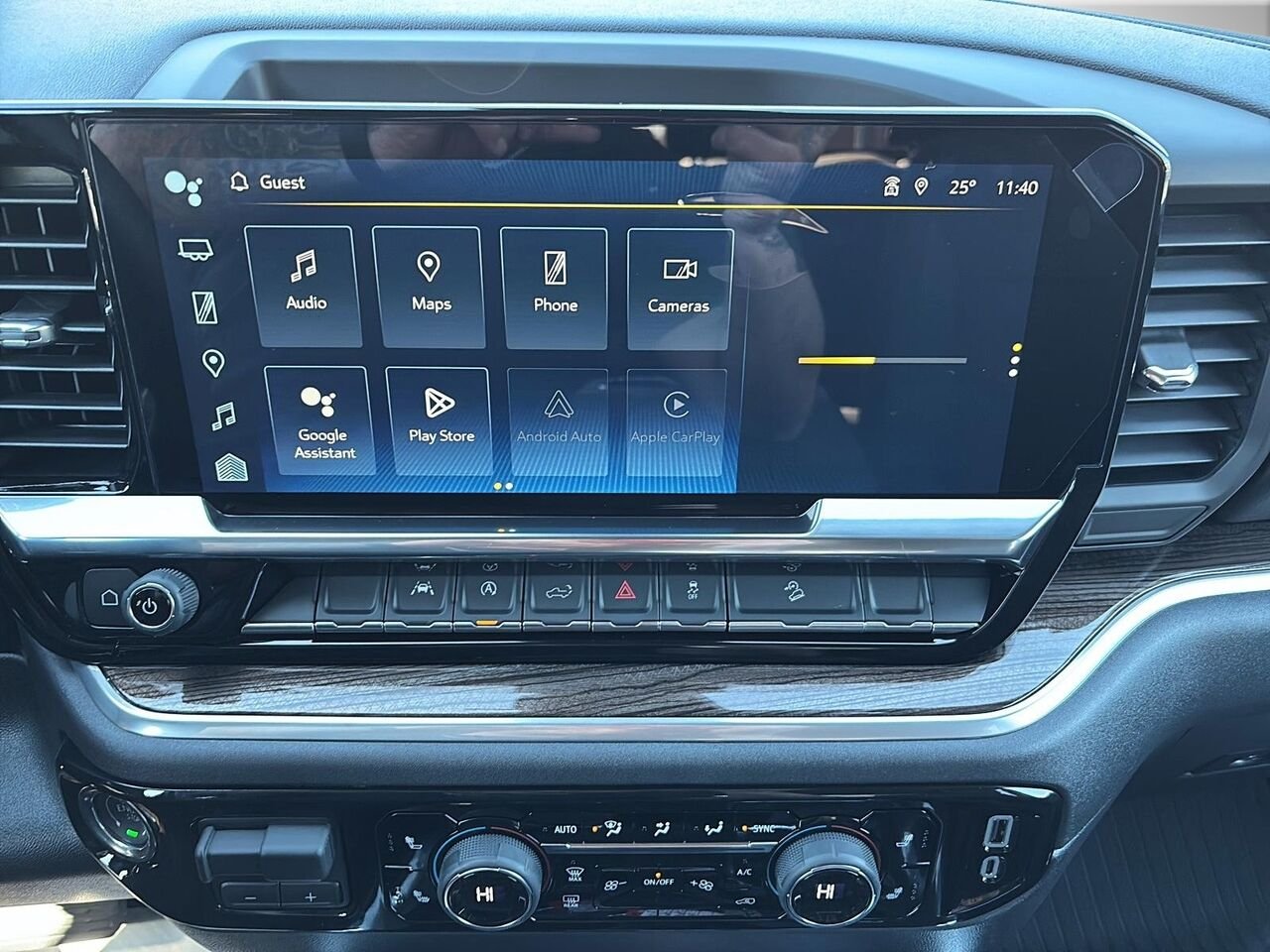 CHEVROLET Silverado 1500 RST 2026 GRIS STERLING METALLISE Saint-Hyacinthe - photo #12