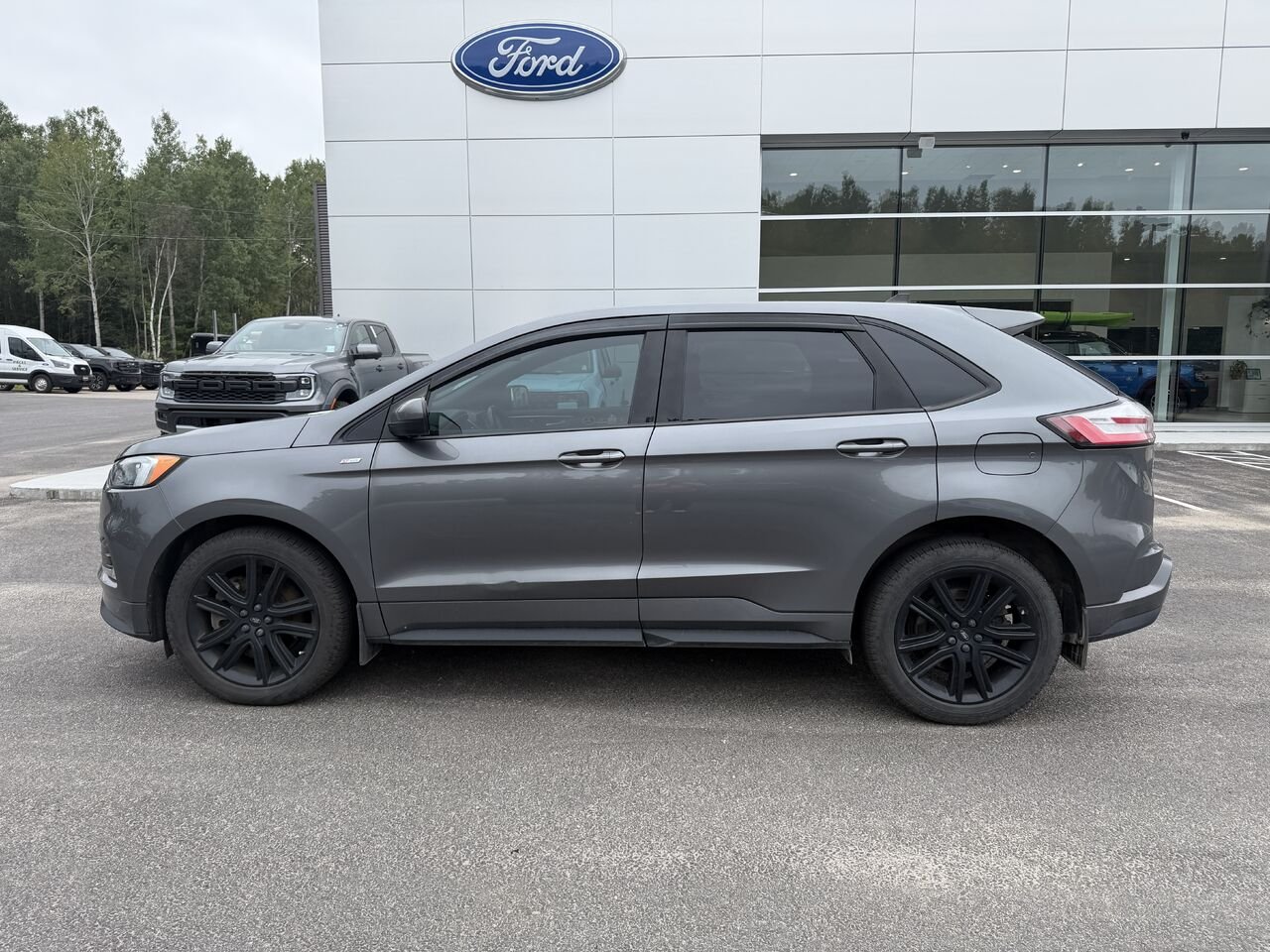 2024 Ford Edge Grey Mont-Laurier - photo #2