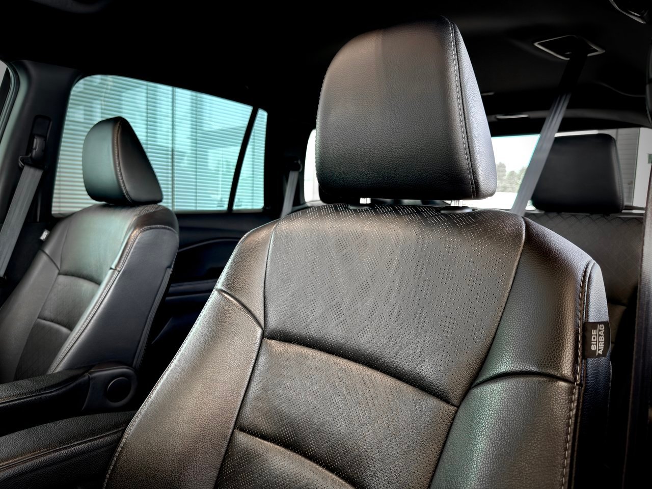 2020 Honda Passport gray Notre-Dame-des-Prairies - photo #20
