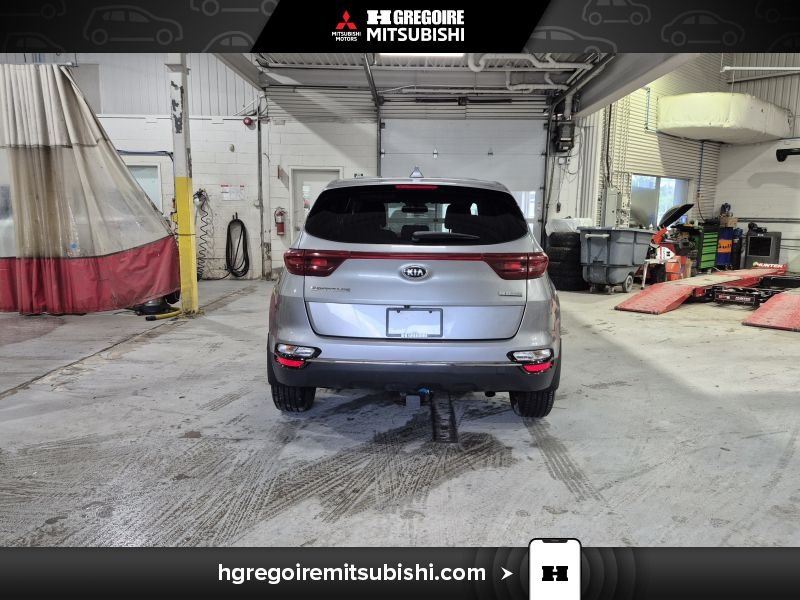 2020 Kia Sportage Grey Blainville - photo #7