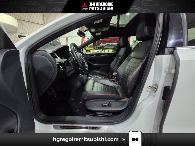 Volkswagen Jetta 2014 Blanc Laval - photo #13