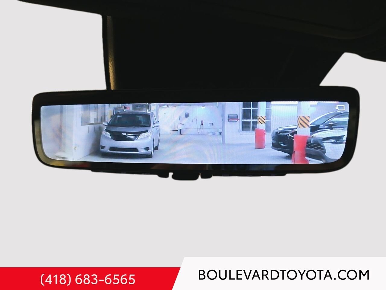 2023 Toyota RAV4 Prime 100244A-73 | XSE, AWD White Québec - photo #15