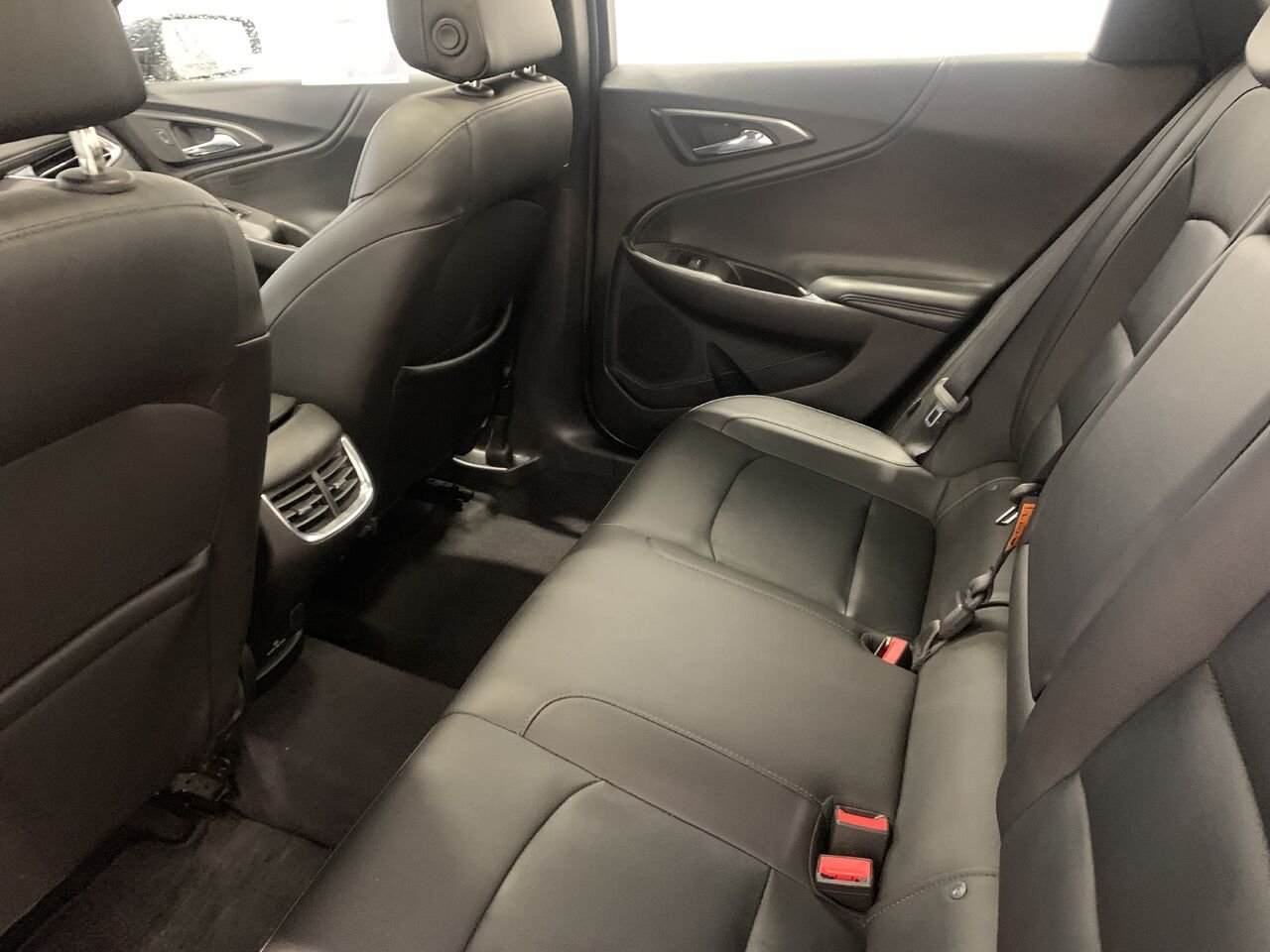 2017 Chevrolet Malibu Blue Châteauguay - photo #17