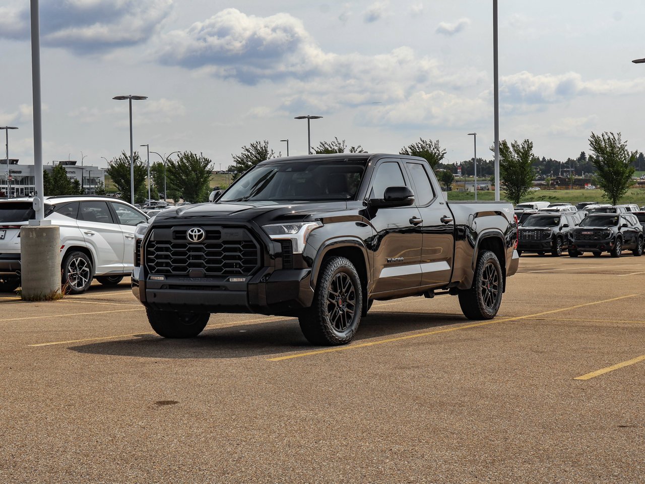 2024 Toyota Tundra 4x4 Double Cab SR Black Sherwood Park - photo #3