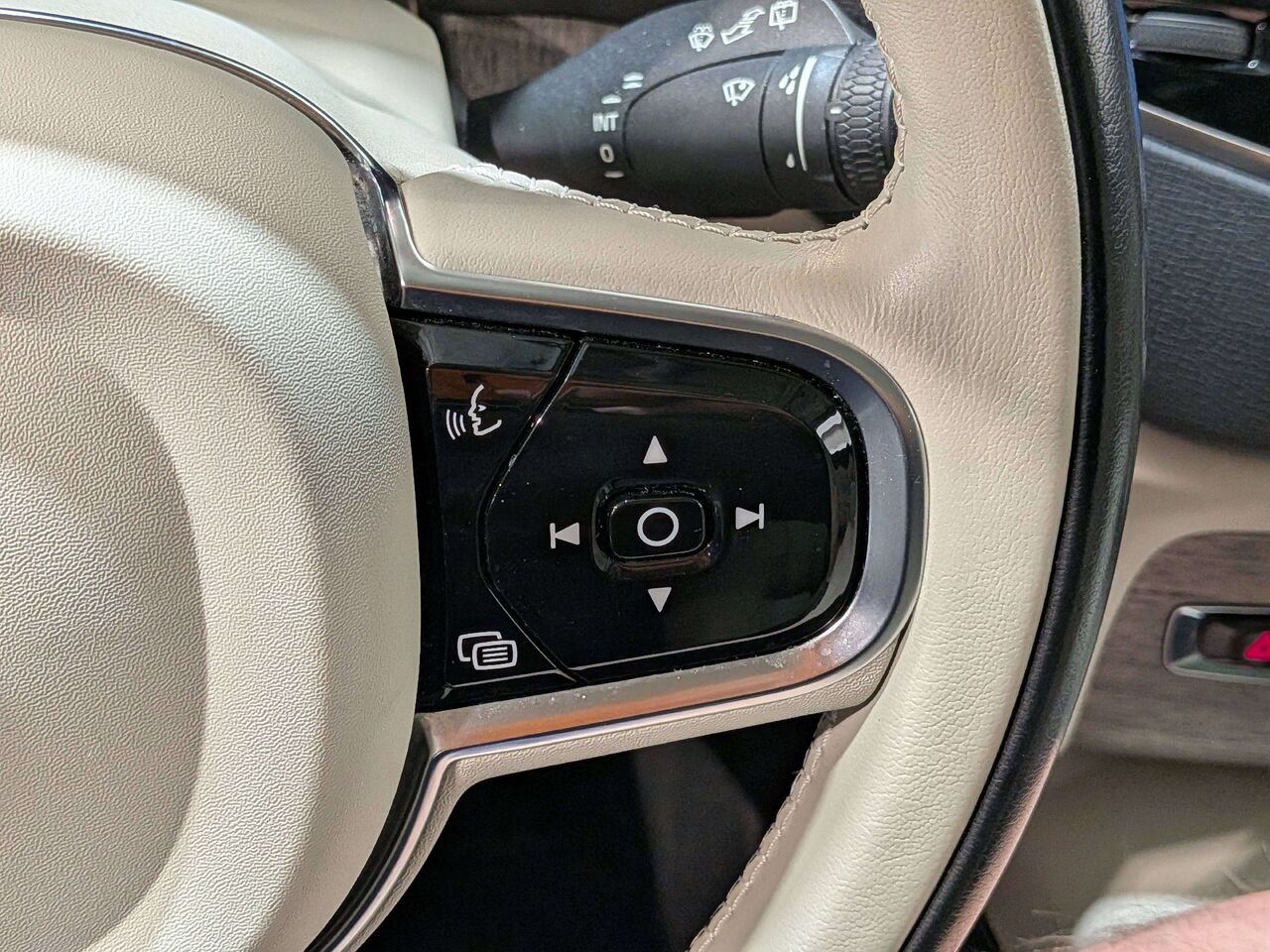 Volvo XC90 Recharge 2023 Bleu Val-David - photo #18