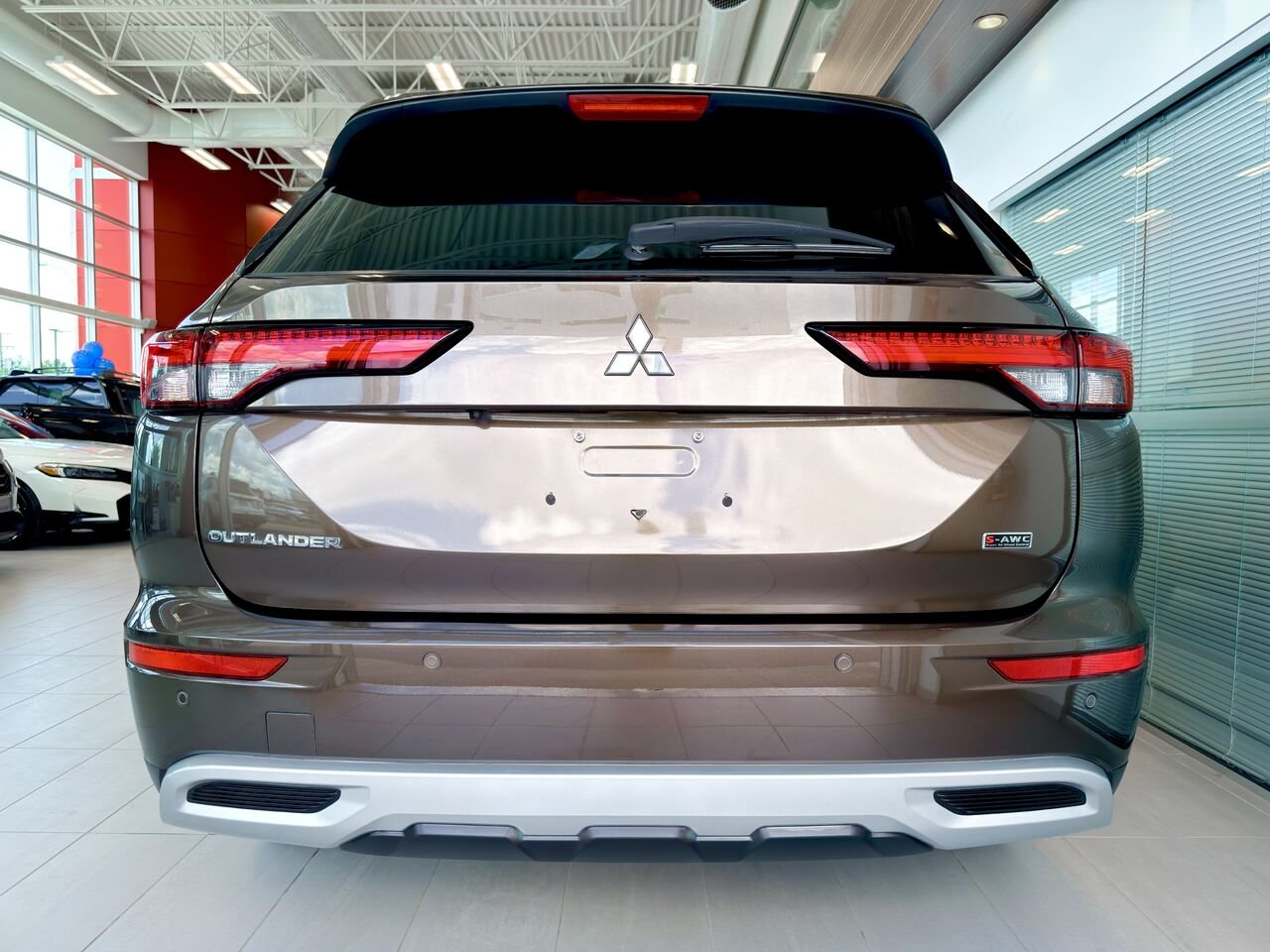Mitsubishi Outlander 2024 Bronze Notre-Dame-des-Prairies - photo #10