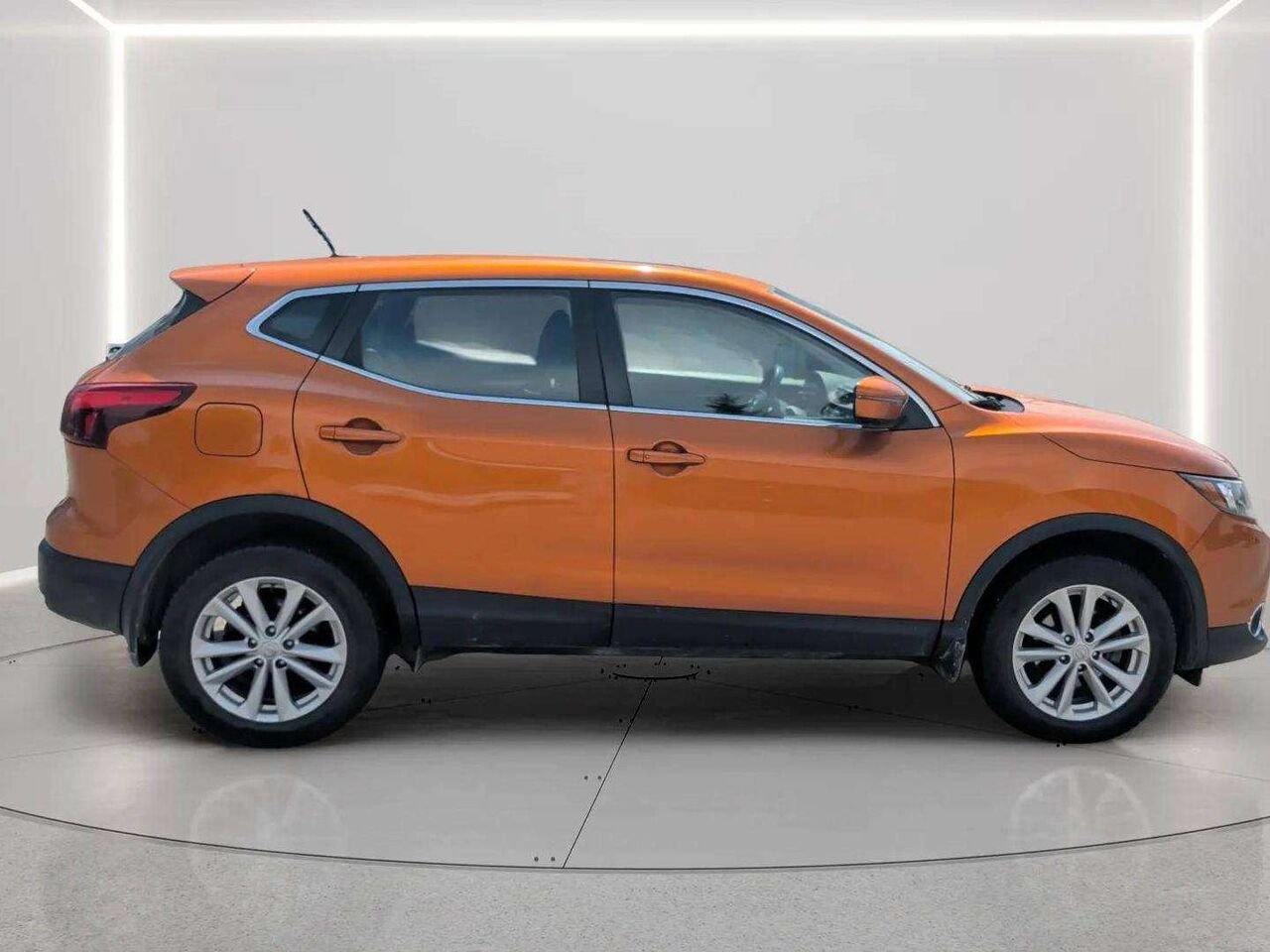 Nissan Qashqai 2017 Orange Gatineau - photo #5