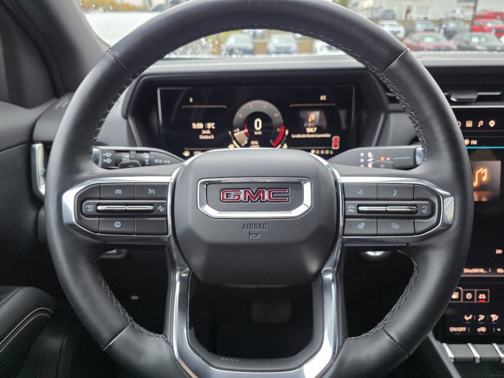 2025 GMC Terrain Elevation AWD White Mont-Laurier - photo #52