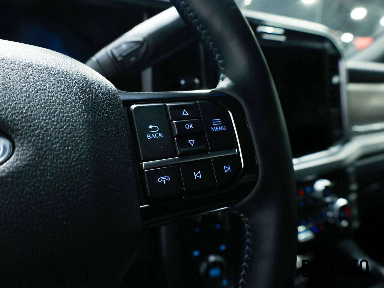 2026 Ford Super Duty F-450 DRW Grey Saint-Eustache - photo #19