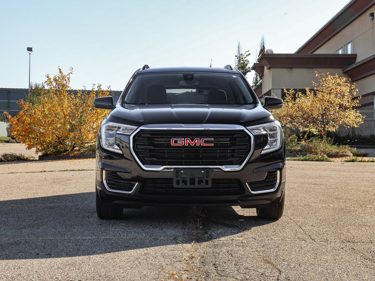 2023 GMC Terrain AWD 4dr SLE Black Sherwood Park - photo #2