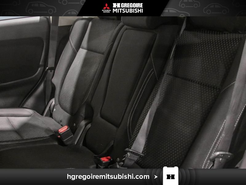 2020 Mitsubishi Outlander Grey Saint-Eustache - photo #26