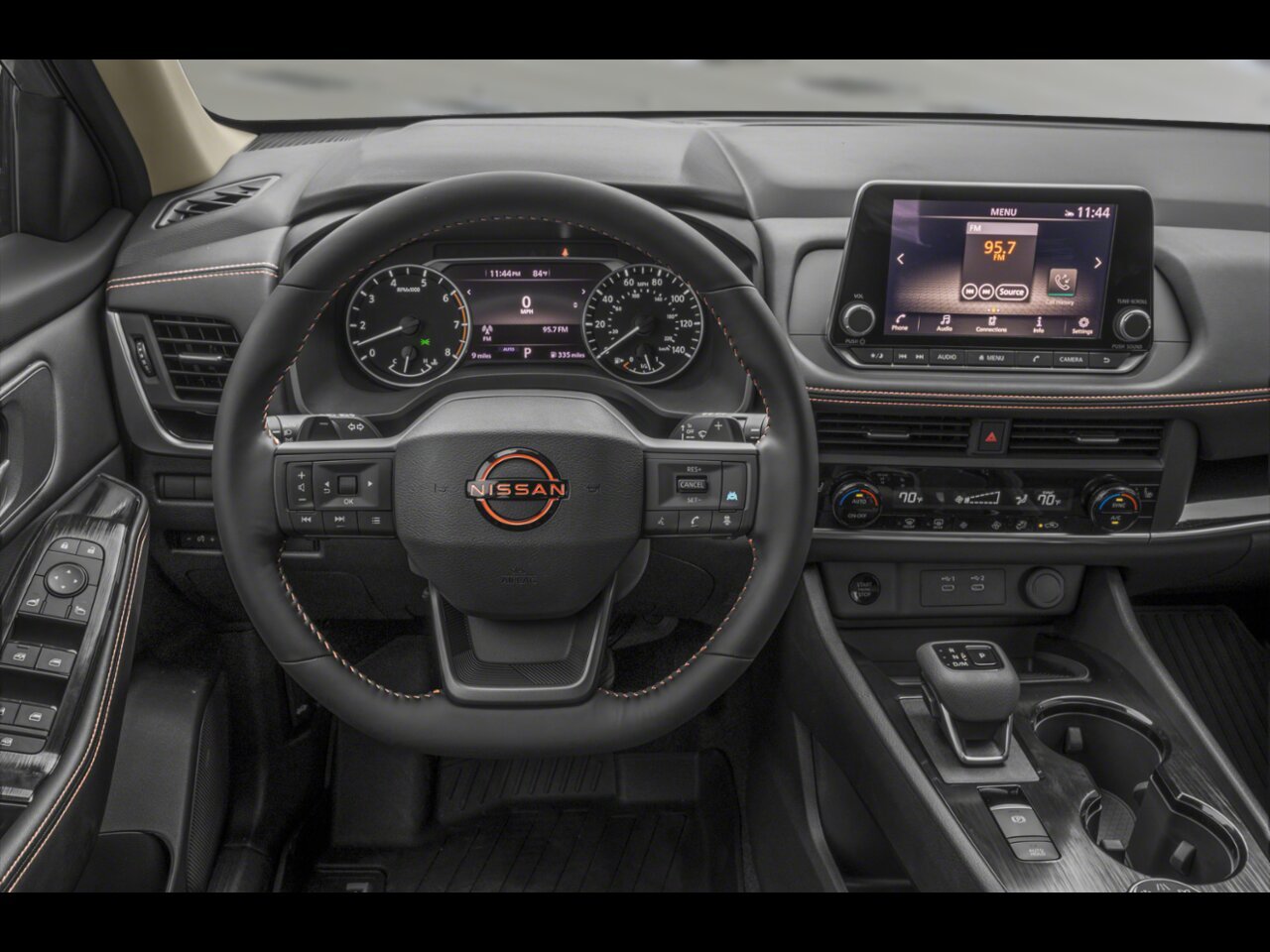 NISSAN Rogue 2026 Blanc Everest triple couche deux tons Matane - photo #8