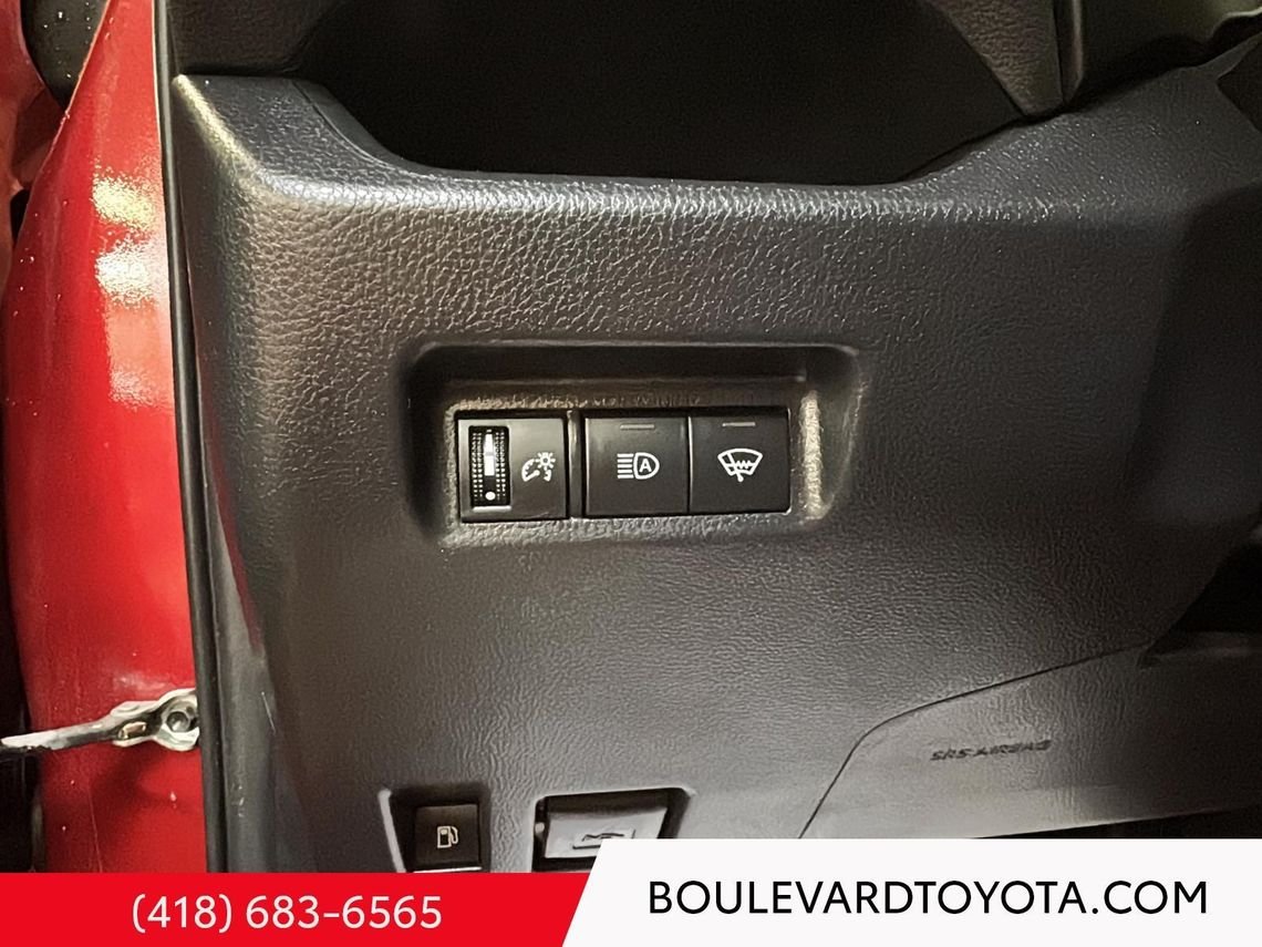Toyota RAV4 99441A-43 | LE Hybride 2020 Rouge Québec - photo #16