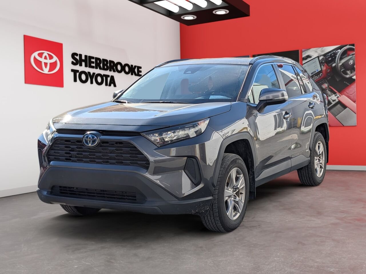 Toyota RAV4 Hybride LE HYBRID/SIÈGES CHAUFFANTS/CAMÉRA DE RECUL/BLUETOOTH/AC BIZONE 2023 Gris Sherbrooke - photo #0