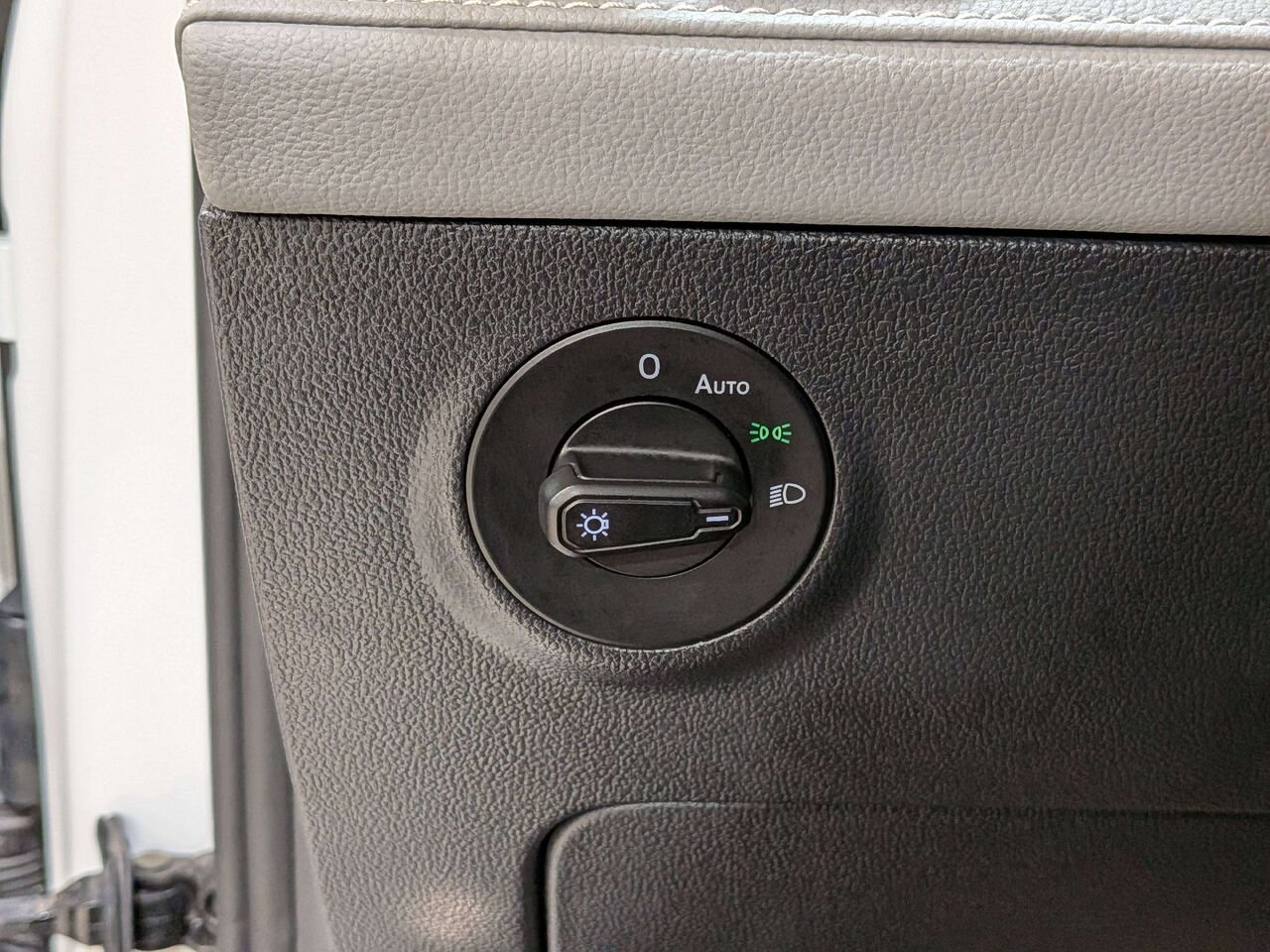 Volkswagen Taos Comfortline FWD 2024 Blanc Val-David - photo #27