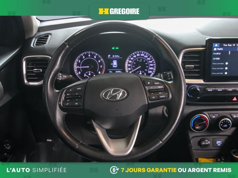Hyundai Venue 2020 Bleu Blainville - photo #30