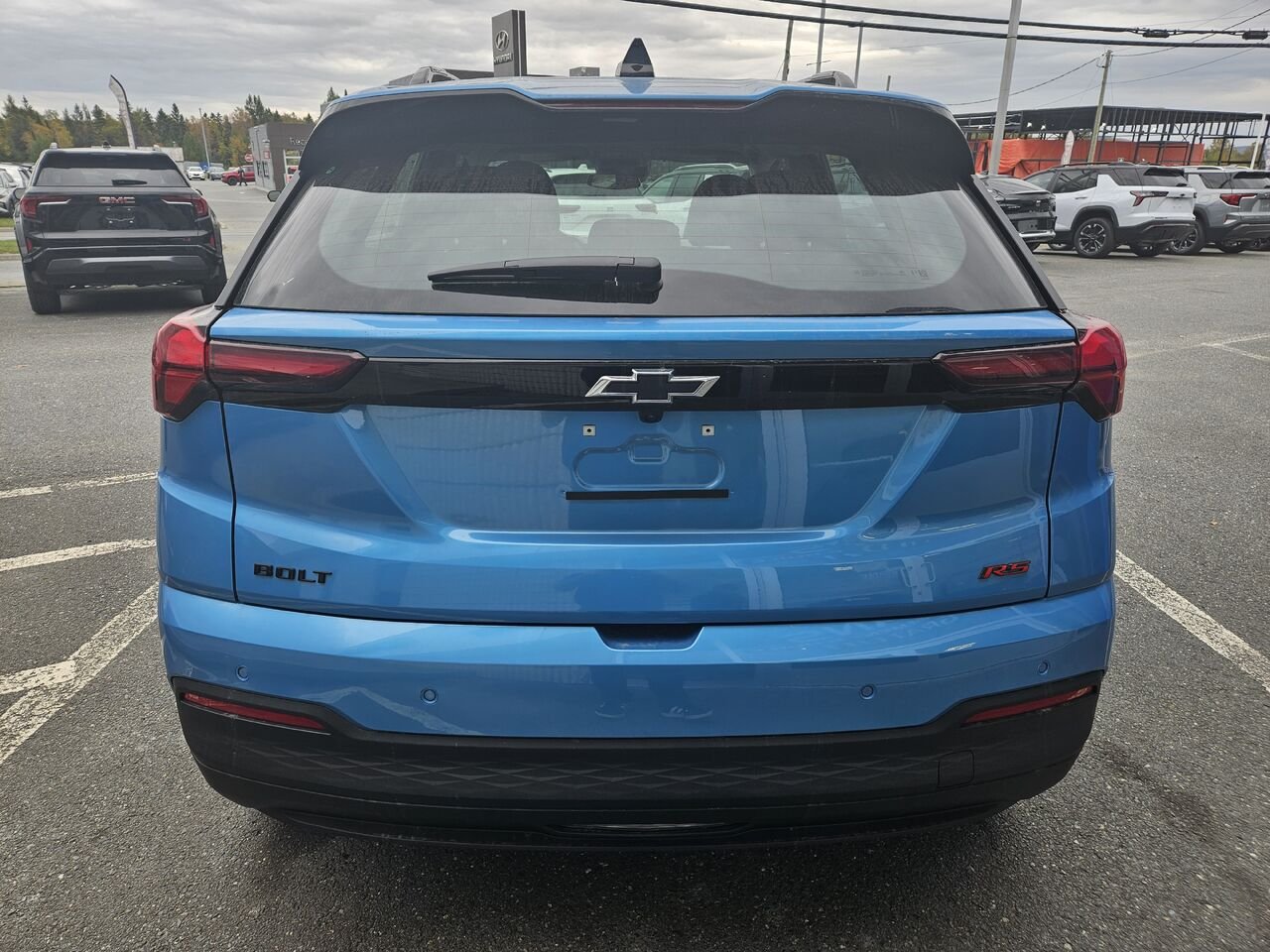 Chevrolet Bolt RS 4 portes TA 2027 Bleu Marina métallisé Thetford Mines - photo #12