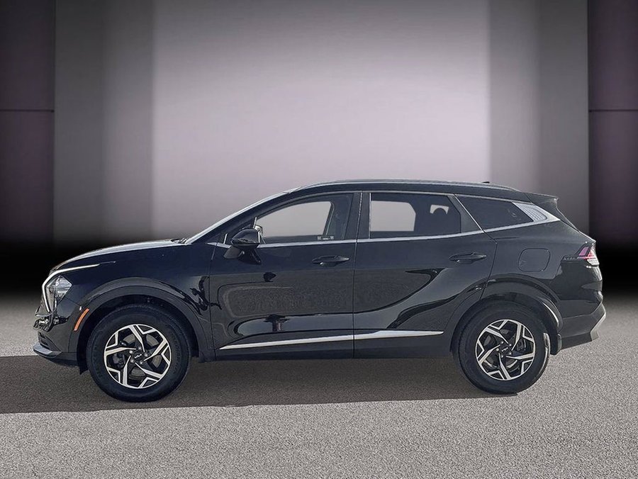 2024 Kia Sportage LX | bluetooth | mags Black