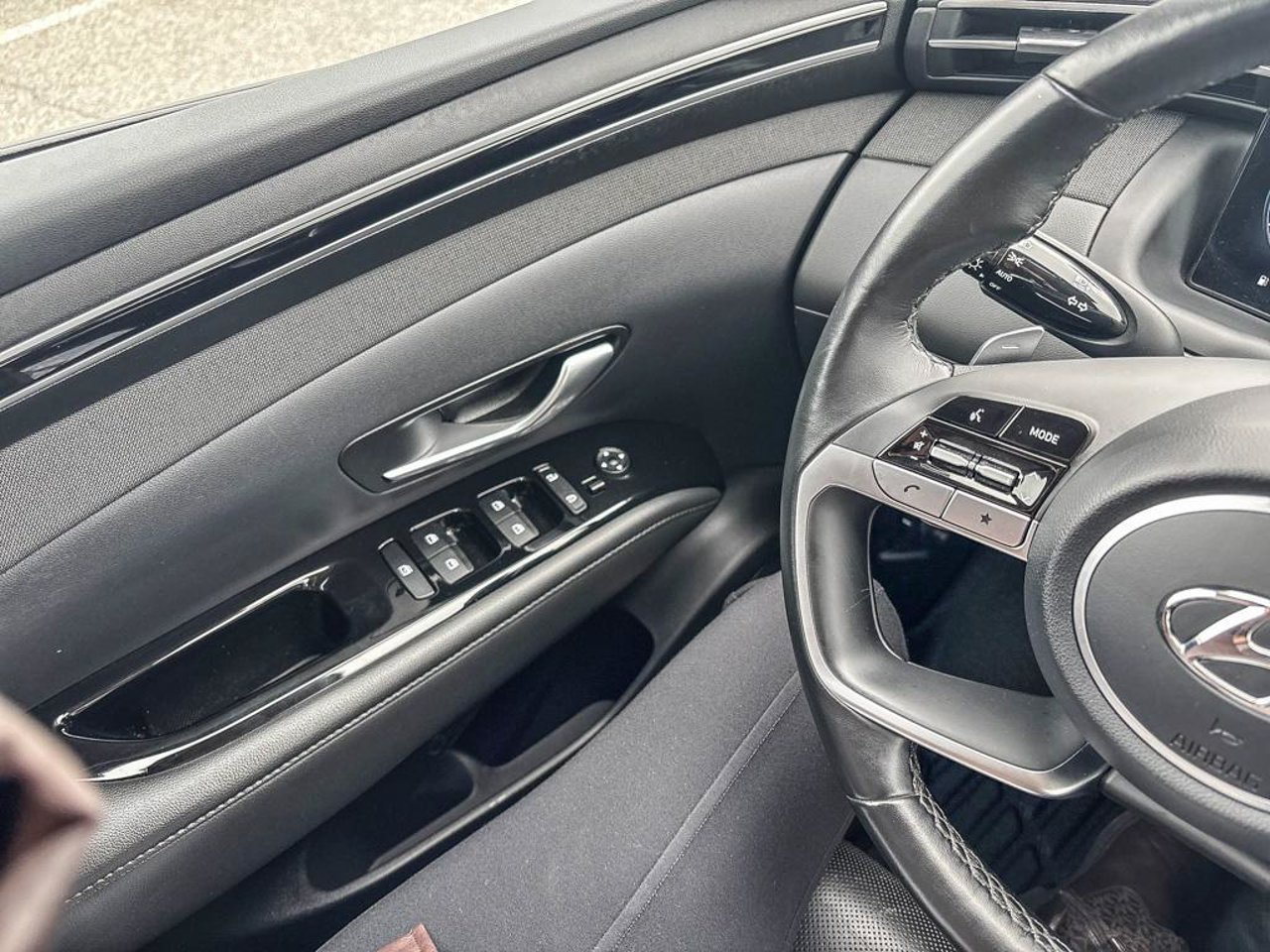 Hyundai Tucson hybride rechargeable KM8JDDA26NU077600 2022 Noir Mirabel - photo #19