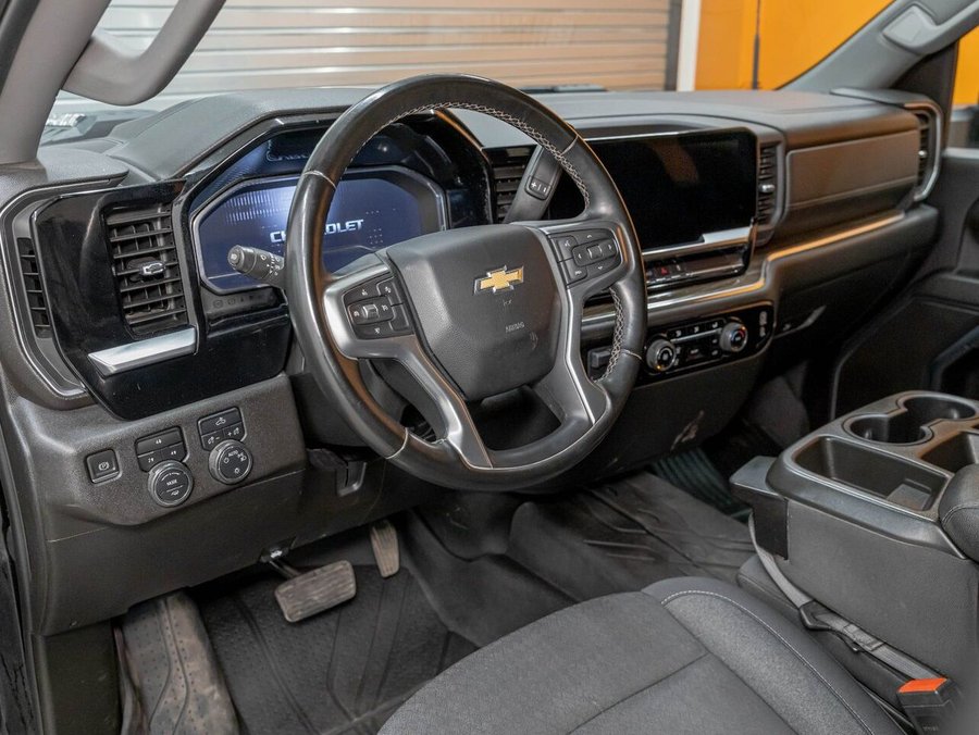 Chevrolet Silverado 2500HD LT CREW 4X4 V8 DIESEL *NAV* CARPLAY *PNBV 9900 LB* 2024 Noir