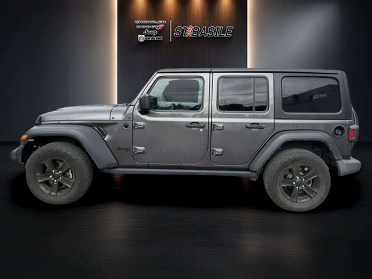 2021 Jeep Wrangler Grey Saint-Basile-le-Grand - photo #15