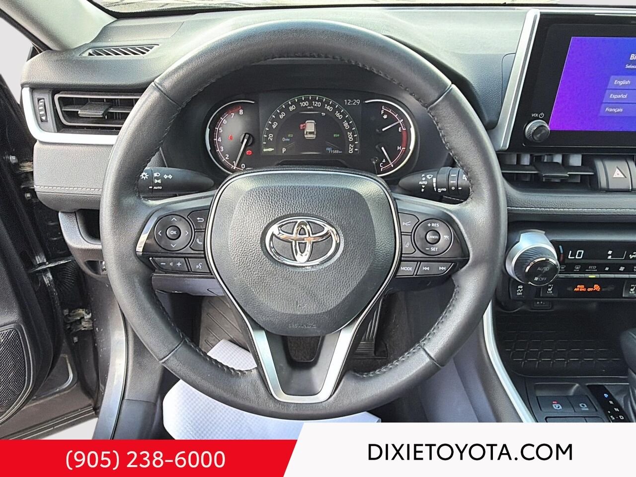2025 Toyota RAV4 XLE AWD / HEATED SEATS / MOONROOF / ALLOY WHEELS / CARPLAY AND ANDROID AUTO Grey Mississauga - photo #11