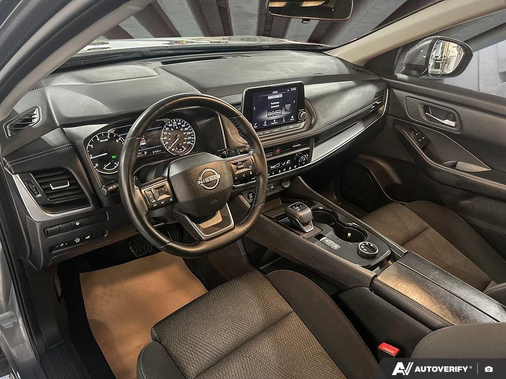 2025 Nissan Rogue 264052 | AWD SV Moonroof Grey Edmonton - photo #12