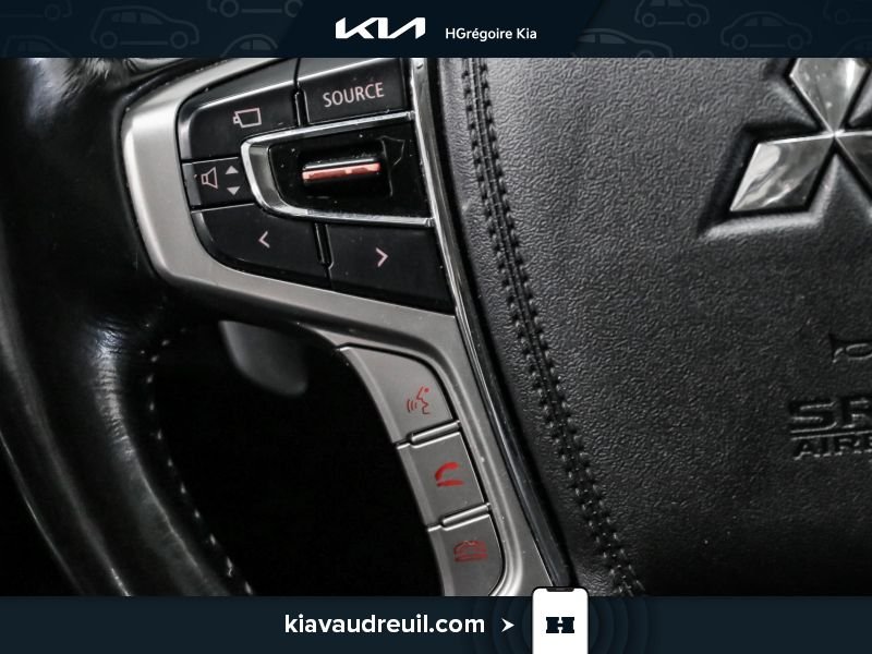 Mitsubishi Outlander PHEV 2018 Gris Laval - photo #15
