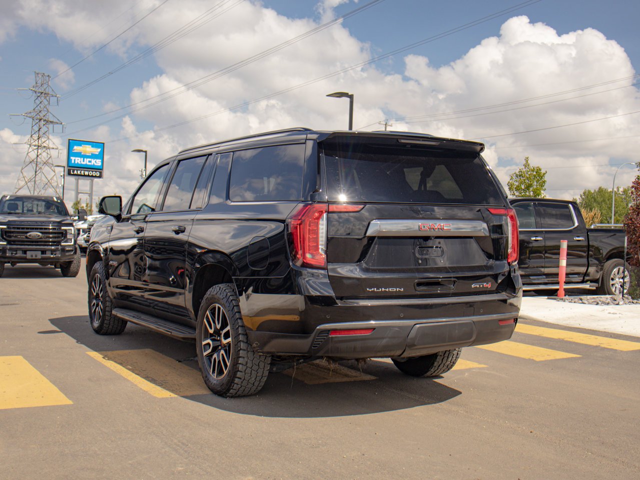 2024 GMC Yukon XL 4WD 4dr AT4 Black Sherwood Park - photo #7