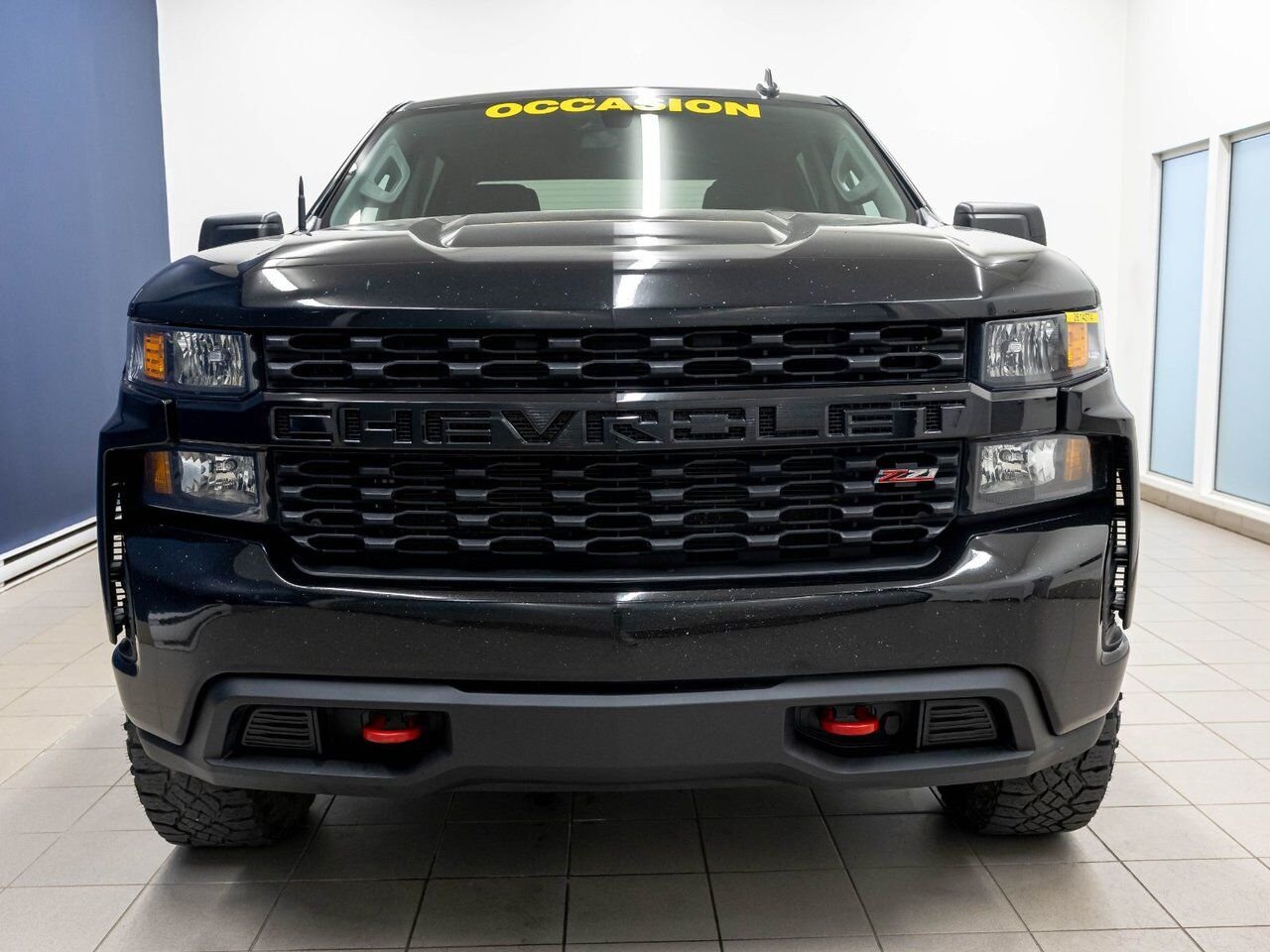 Chevrolet Silverado 1500 CUSTOM TRAIL BOSS CREW 4X4 V8 *CARPLAY* WIFI USB 2021 Noir Saint-Jérôme - photo #3