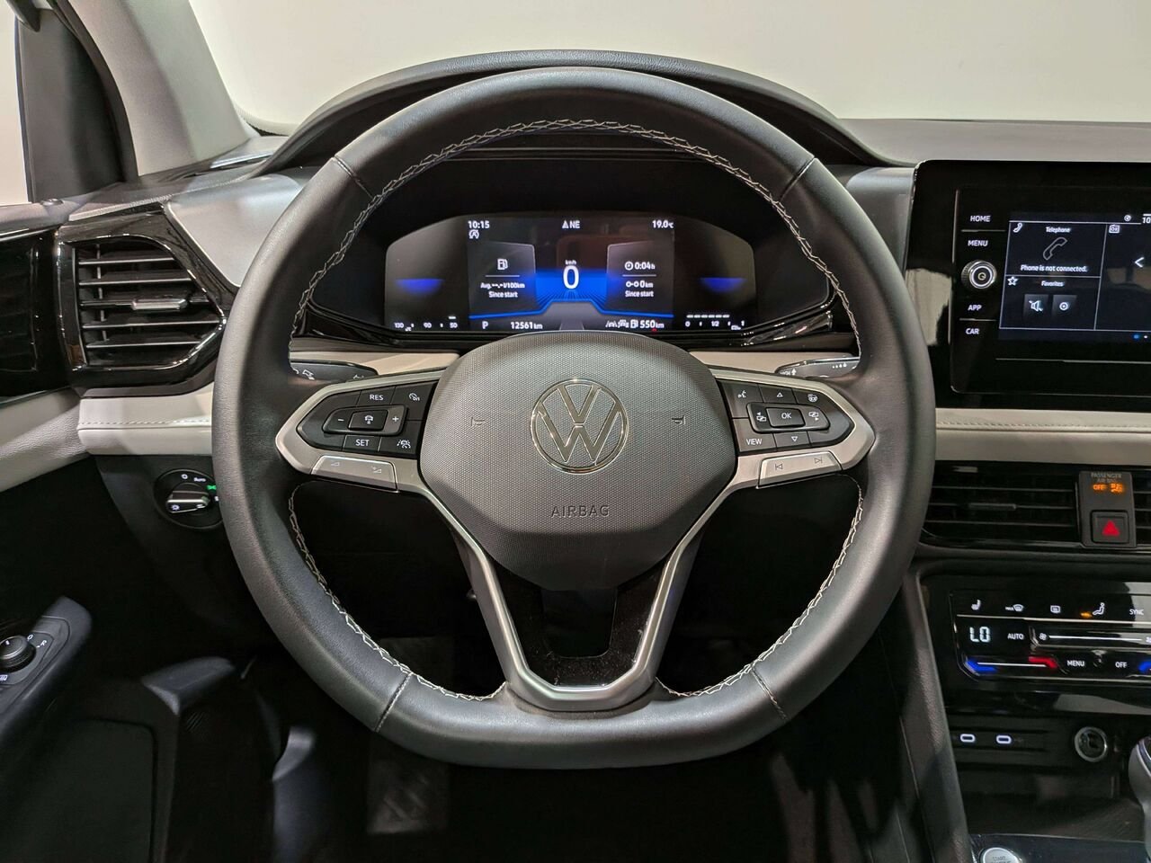 2025 Volkswagen Taos Trendline FWD White Val-David - photo #13