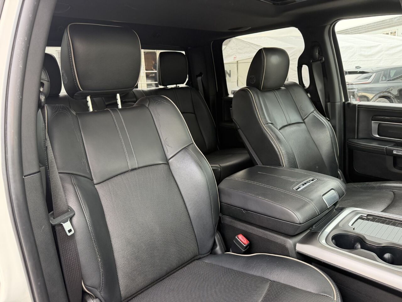 Ram 1500 *DIESEL* LIMITED CREW CAB 2018 Blanc Laval - photo #24