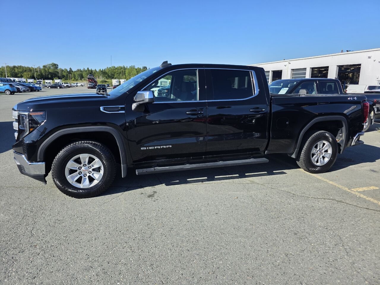 2022 GMC Sierra 1500 SLE Black Rouyn-Noranda - photo #2