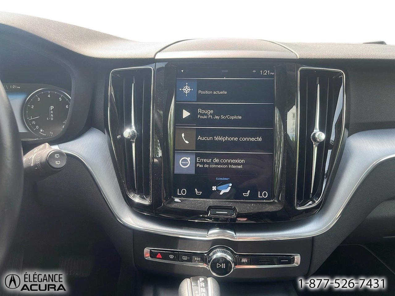 Volvo XC60 Momentum | A8910 2018 Blanc Granby - photo #17