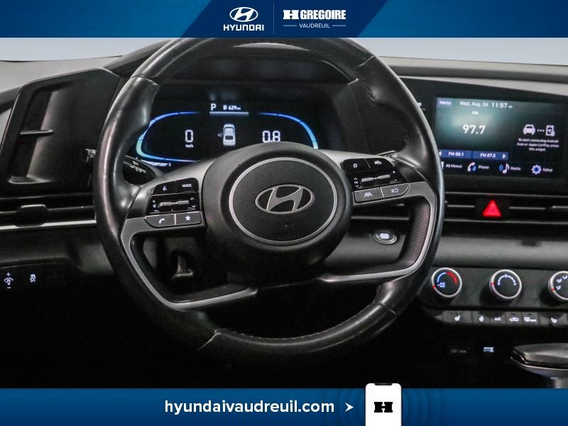 2024 Hyundai Elantra White Laval - photo #19