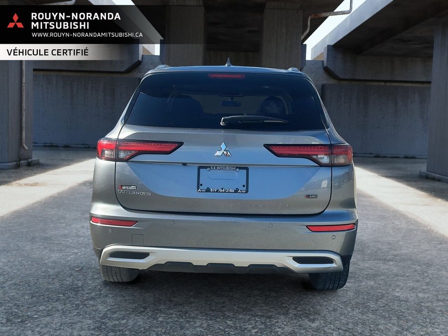 Mitsubishi Outlander SE S-AWC 2024 Gris