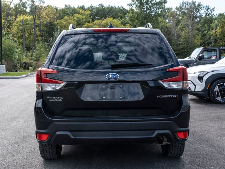 2022 Subaru Forester CVT Black