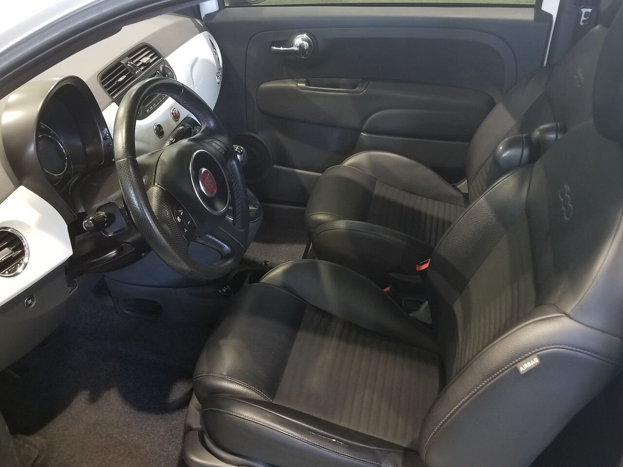 2014 FIAT 500 White  - photo #19