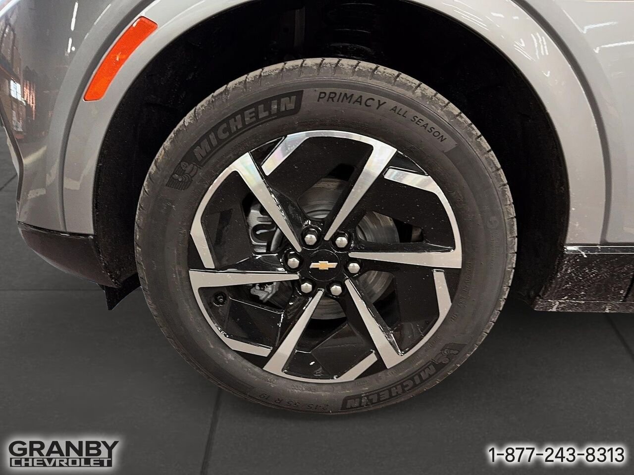 CHEVROLET CHEVROLET EQUINOX EV EQUINOX EV LT1 eAWD W/PCY (2LT) | 2027 GRIS STERLING METALLISE Granby - photo #9