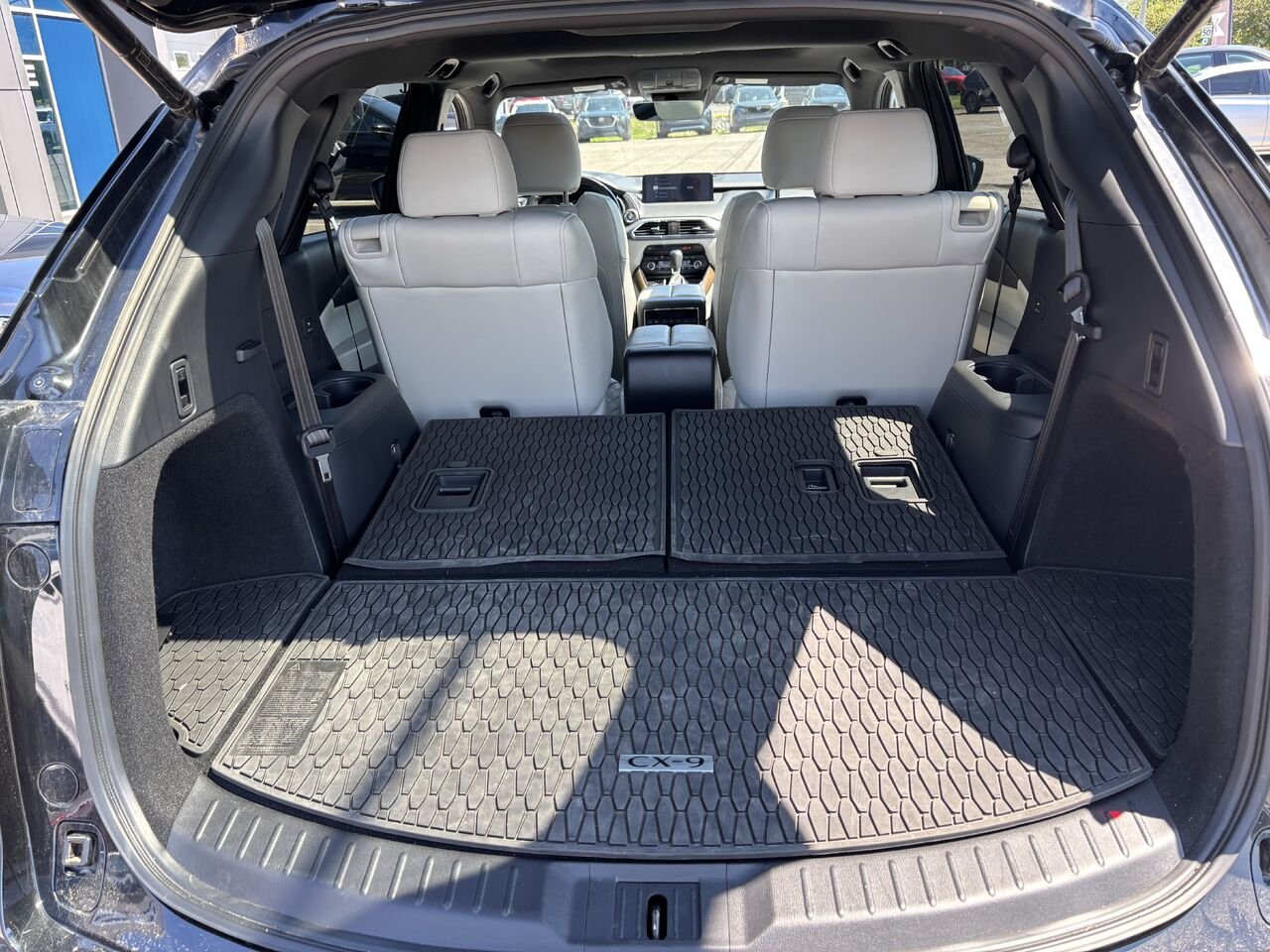 MAZDA CX-9 SIGNATURE Signature TI 2022 Noir Montmagny - photo #9