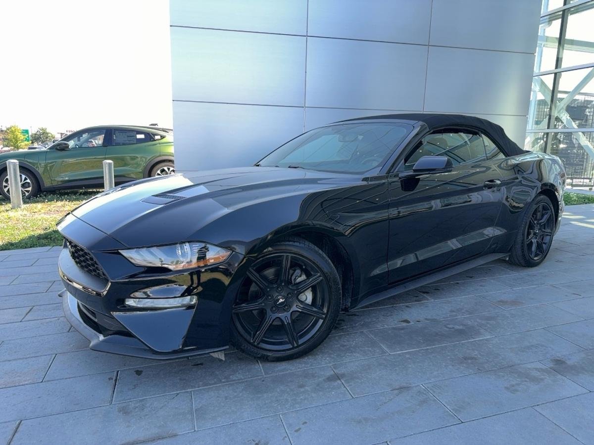 Ford Mustang 2018 Noir Saint-Jérôme - photo #0